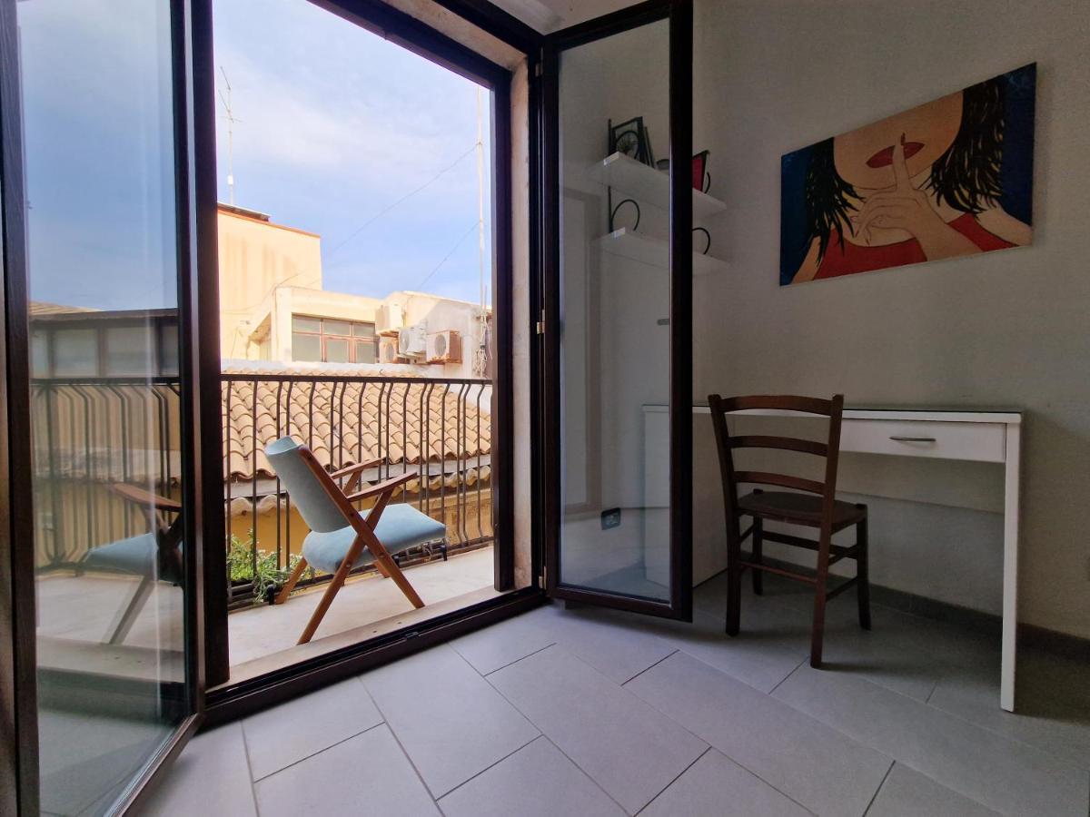 Sea-view Terrace & Bikes Moon Ortigia Casa vacanze